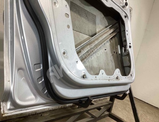 Дверь передняя левая Volkswagen Touran I (1T) 2003-2006  Volkswagen Touran Touran I (1T) 2003-2006