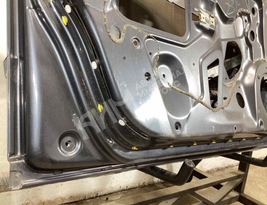 Дверь передняя левая Audi A4 B6 (8EC, 8E5) 2000-2004  Audi A4 A4 B6 (8EC, 8E5) 2000-2004