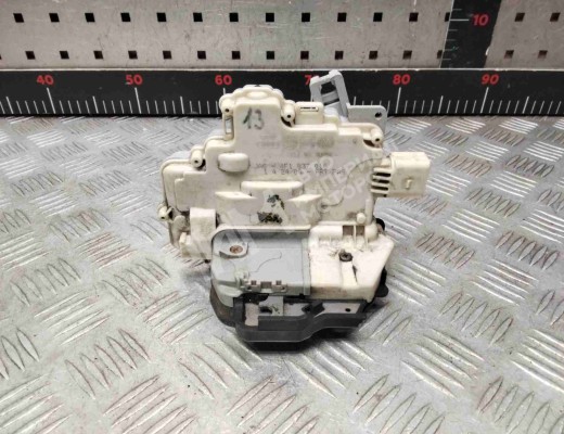 Замок двери передней правой Audi A6 C6 (4F) 2004-2008  Audi A6 A6 C6 (4F) 2004-2008