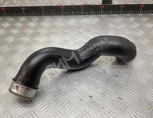 Патрубок интеркулера Audi A4 B6 (8EC, 8E5) 2000-2004  Audi A4 A4 B6 (8EC, 8E5) 2000-2004