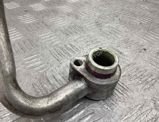 Трубка кондиционера Audi A4 B6 (8EC, 8E5) 2000-2004  Audi A4 A4 B6 (8EC, 8E5) 2000-2004