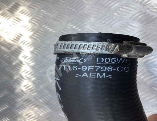 Патрубок интеркулера Ford Transit Connect I 2002-2009  Ford Transit Connect Transit Connect I 2002-2009