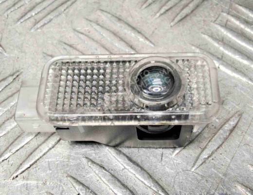 Подсветка порога Audi A6 C6 (4F) 2004-2008  Audi A6 A6 C6 (4F) 2004-2008