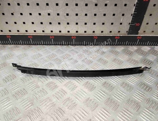 Направляющая стекла Volkswagen Polo III (6N/6K) 1994-2002  Volkswagen Polo Polo III (6N/6K) 1994-2002