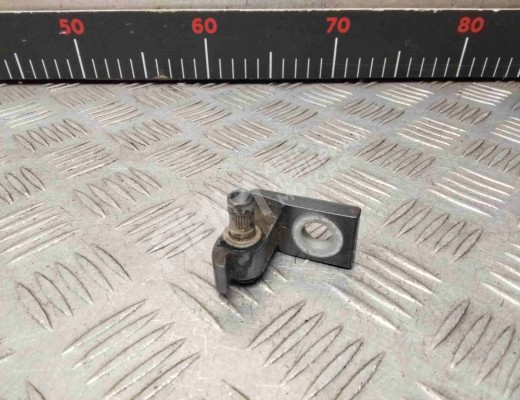Петля двери передней левой Audi A6 C5 (4B) 1997-2001  Audi A6 A6 C5 (4B) 1997-2001