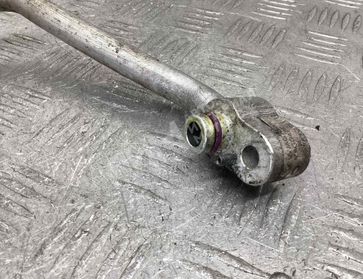 Трубка кондиционера Volkswagen Passat B6 (3C) 2005-2010  Volkswagen Passat Passat B6 (3C) 2005-2010