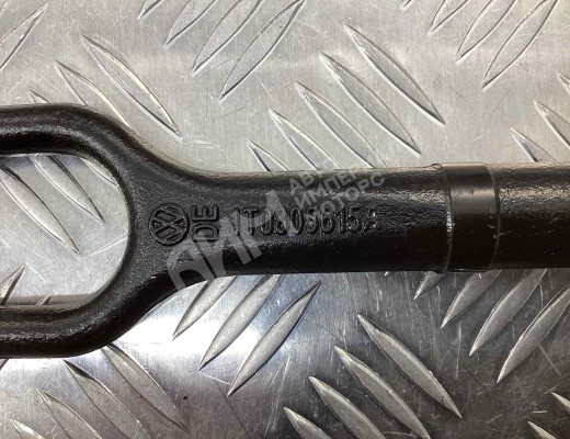 Крюк буксировочный Volkswagen Passat B6 (3C) 2005-2010  Volkswagen Passat Passat B6 (3C) 2005-2010