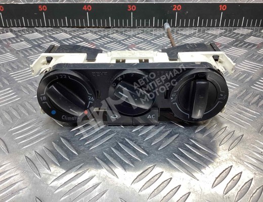 Блок управления печки/климат-контроля Volkswagen Polo IV (9N) 2001-2005  Volkswagen Polo Polo IV (9N) 2001-2005