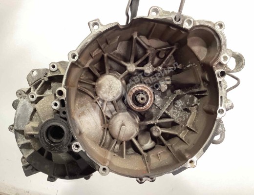 КПП механическая (МКПП) 5-ступенчатая Volvo S70 (LS, LT) 1996-2000  Volvo S70 S70 (LS, LT) 1996-2000