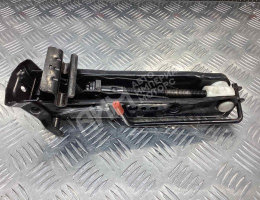 Домкрат Ford Fiesta IV 1996-2001  Ford Fiesta Fiesta IV 1996-2001