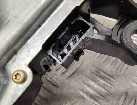 Моторчик заднего стеклоочистителя (дворника) Audi A6 Allroad C5 (4BH) 2000-2005  Audi A6 Allroad A6 Allroad C5 (4BH) 2000-2005