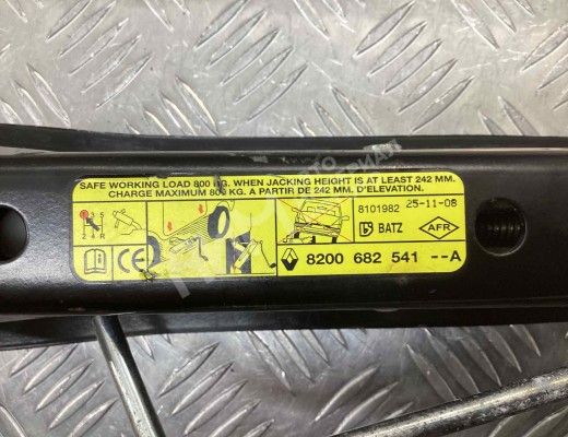 Домкрат Renault Clio III 2005-2013  Renault Clio Clio III 2005-2013