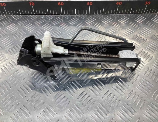Домкрат Renault Clio III 2005-2013  Renault Clio Clio III 2005-2013