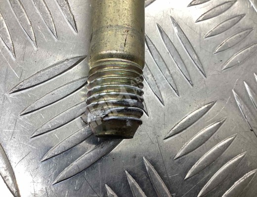 Крюк буксировочный Opel Astra J 2009-2015  Opel Astra Astra J 2009-2015