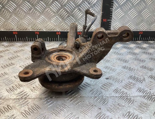 Ступица передняя левая Renault Scenic I (JA) 1999-2003 рестайлинг  Renault Scenic Scenic I (JA) 1999-2003 рестайлинг