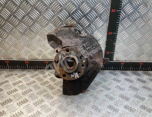 Ступица передняя левая Volkswagen Polo IV (9N) 2001-2005  Volkswagen Polo Polo IV (9N) 2001-2005