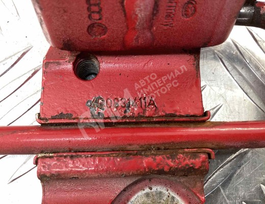 Петля двери передней левой Volkswagen Passat B5 (3B) 1996-2000  Volkswagen Passat Passat B5 (3B) 1996-2000
