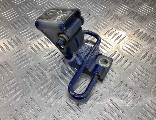 Петля двери передней левой Volkswagen Caddy III (2K) 2004-2010  Volkswagen Caddy Caddy III (2K) 2004-2010