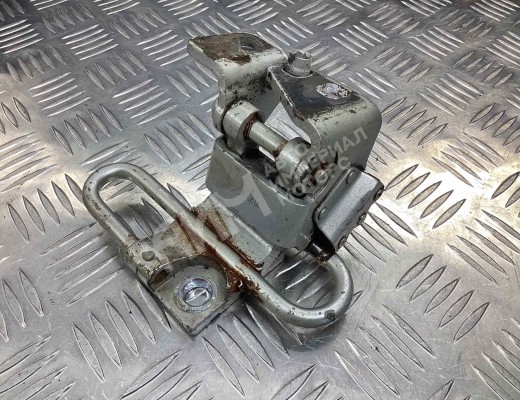 Петля двери передней левой Volkswagen Golf V (1K) 2004-2009  Volkswagen Golf Golf V (1K) 2004-2009