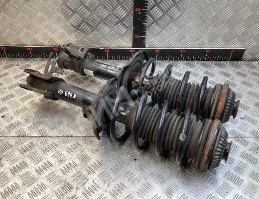 Стойка передняя правая Opel Astra H 2004-2007  Opel Astra Astra H 2004-2007