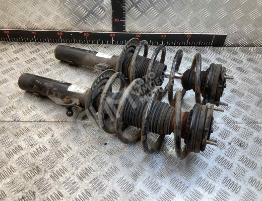 Стойка передняя правая Ford Mondeo III 2003-2007 рестайлинг  Ford Mondeo Mondeo III 2003-2007 рестайлинг