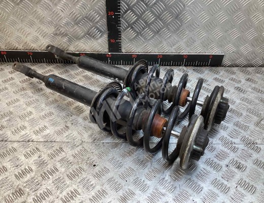 Стойка передняя правая Audi A6 C5 (4B) 1997-2001  Audi A6 A6 C5 (4B) 1997-2001