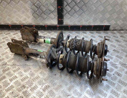 Стойка передняя правая Mitsubishi Colt VI (Z30) 2004-2008  Mitsubishi Colt Colt VI (Z30) 2004-2008