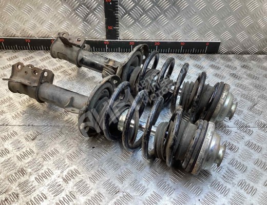 Стойка передняя правая Opel Astra H 2004-2007  Opel Astra Astra H 2004-2007