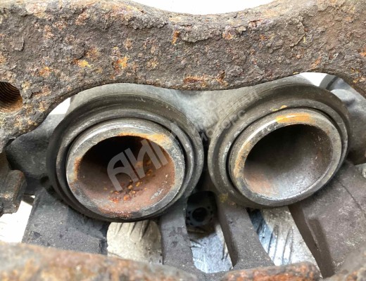 Суппорт передний правый Mercedes Sprinter II (W906) 2006-2013  Mercedes Sprinter Sprinter II (W906) 2006-2013