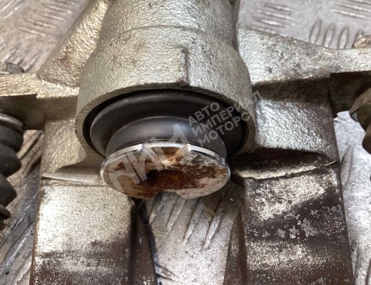 Суппорт задний правый Ford Mondeo III 2000-2003  Ford Mondeo Mondeo III 2000-2003