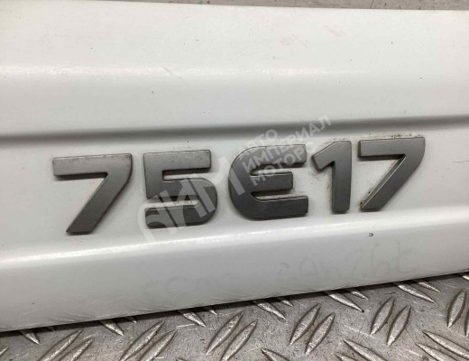 Молдинг двери передней правой Iveco Eurocargo II 2003-2008  Iveco Eurocargo Eurocargo II 2003-2008