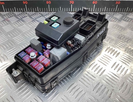 Блок предохранителей Kia Carnival II (VQ) 2006-2014  Kia Carnival Carnival II (VQ) 2006-2014