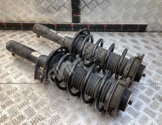 Стойка передняя правая Volkswagen Passat B6 (3C) 2005-2010  Volkswagen Passat Passat B6 (3C) 2005-2010