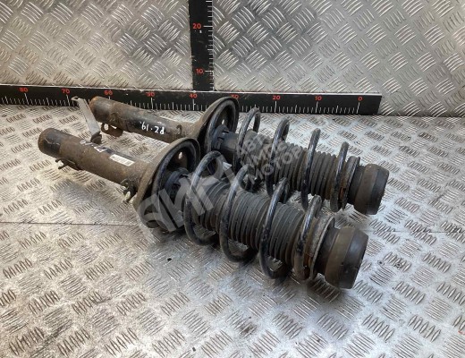 Стойка передняя правая Volkswagen Golf IV (1J) 1997-2004  Volkswagen Golf Golf IV (1J) 1997-2004
