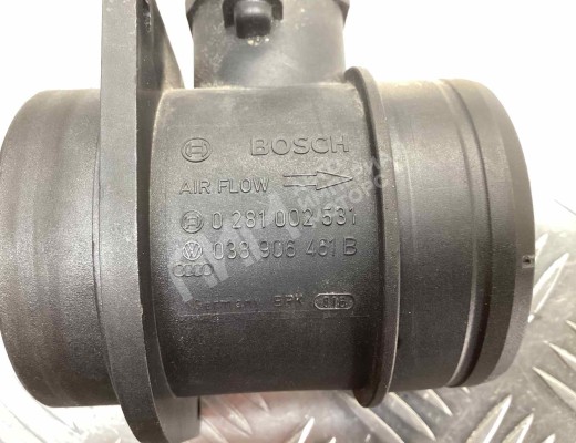 Расходомер воздуха Volkswagen Golf+ V (5M) 2005-2014  Volkswagen Golf Plus Golf+ V (5M) 2005-2014