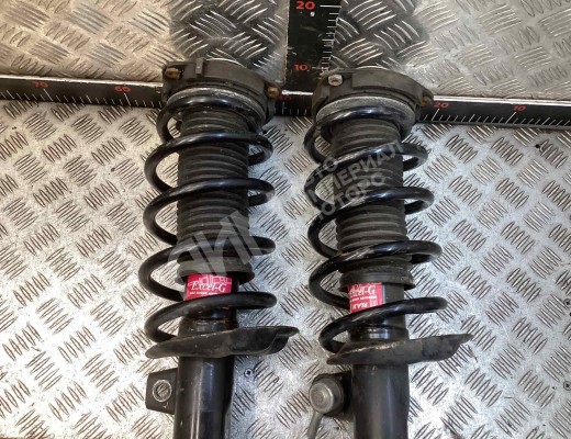 Стойка передняя левая Volkswagen Passat B6 (3C) 2005-2010  Volkswagen Passat Passat B6 (3C) 2005-2010