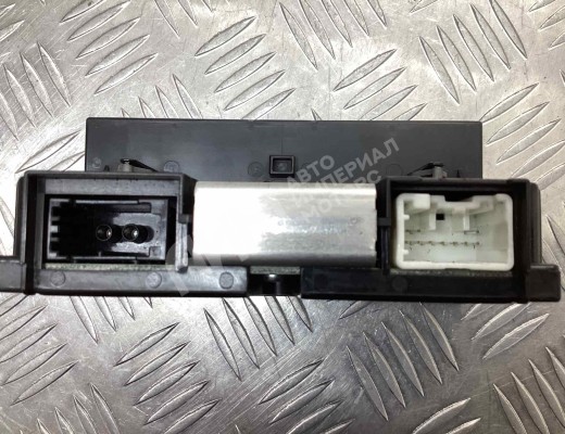 Дисплей Volvo V50 (MW) 2003-2007  Volvo V50 V50 (MW) 2003-2007