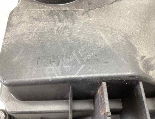 Клапанная крышка Volkswagen Sharan I (7M) 2000-2003 рестайлинг  Volkswagen Sharan Sharan I (7M) 2000-2003 рестайлинг