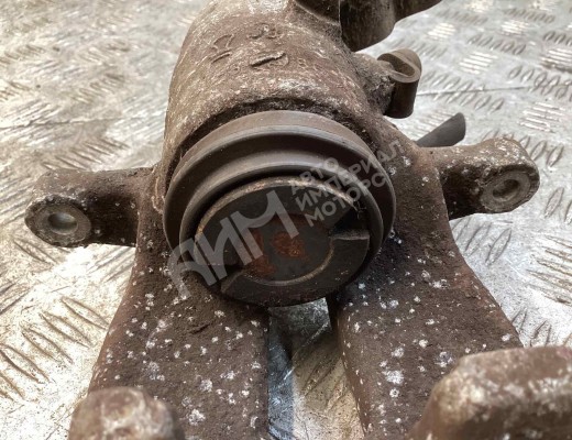 Суппорт задний правый Volkswagen Golf V (1K) 2004-2009  Volkswagen Golf Golf V (1K) 2004-2009