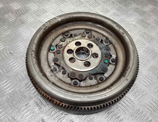 Маховик Volkswagen Caddy III (2K) 2004-2010  Volkswagen Caddy Caddy III (2K) 2004-2010