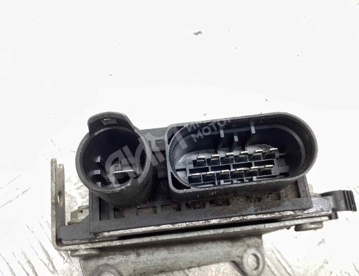 Реле накала свечей BMW 3-Series (E46) 2001-2005 рестайлинг  BMW 3-Series 3-Series (E46) 2001-2005 рестайлинг