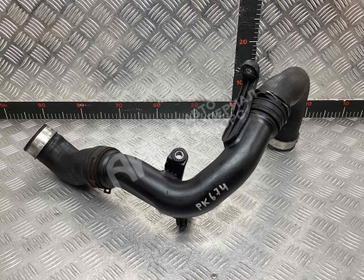 Патрубок интеркулера Volkswagen Touran I (1T) 2003-2006  Volkswagen Touran Touran I (1T) 2003-2006