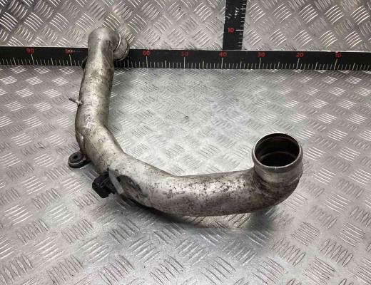 Патрубок интеркулера Volkswagen Touran I (1T) 2003-2006  Volkswagen Touran Touran I (1T) 2003-2006