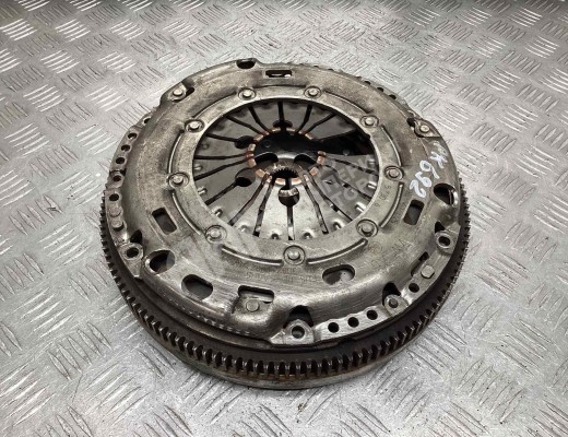 Маховик Volkswagen Jetta V (1K) 2005-2011  Volkswagen Jetta Jetta V (1K) 2005-2011