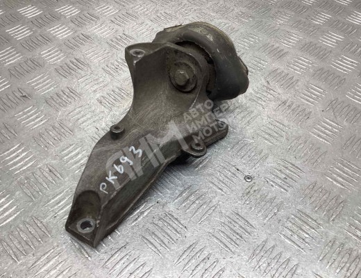 Кронштейн КПП Audi A6 Allroad C5 (4BH) 2000-2005  Audi A6 Allroad A6 Allroad C5 (4BH) 2000-2005