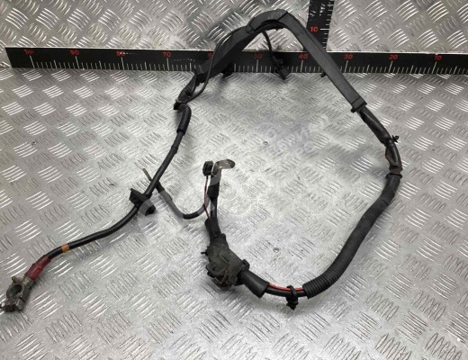 Клемма аккумулятора плюс Audi A6 Allroad C5 (4BH) 2000-2005  Audi A6 Allroad A6 Allroad C5 (4BH) 2000-2005