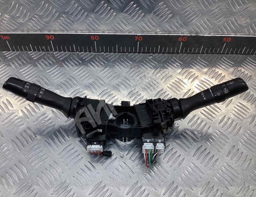 Переключатель подрулевой (стрекоза) Toyota Prius II (XW20) 2005-2009 рестайлинг  Toyota Prius Prius II (XW20) 2005-2009 рестайлинг