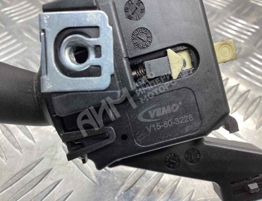 Переключатель поворотов Volkswagen Touran I (1T) 2003-2006  Volkswagen Touran Touran I (1T) 2003-2006