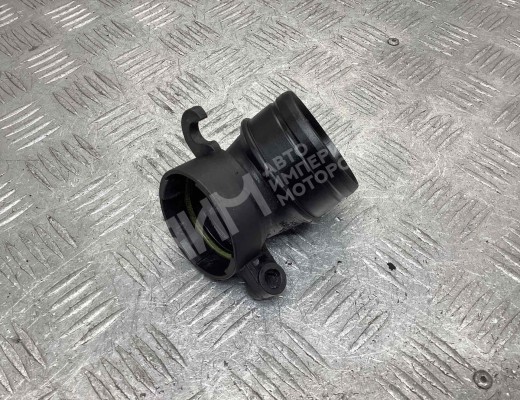 Патрубок турбины Volkswagen Caddy III (2K) 2004-2010  Volkswagen Caddy Caddy III (2K) 2004-2010
