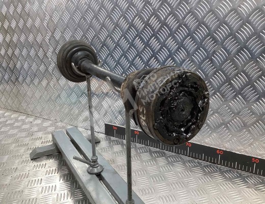 Полуось передняя левая (приводной вал, ШРУС) Volkswagen Caddy II (9K) 1995-2004  Volkswagen Caddy Caddy II (9K) 1995-2004